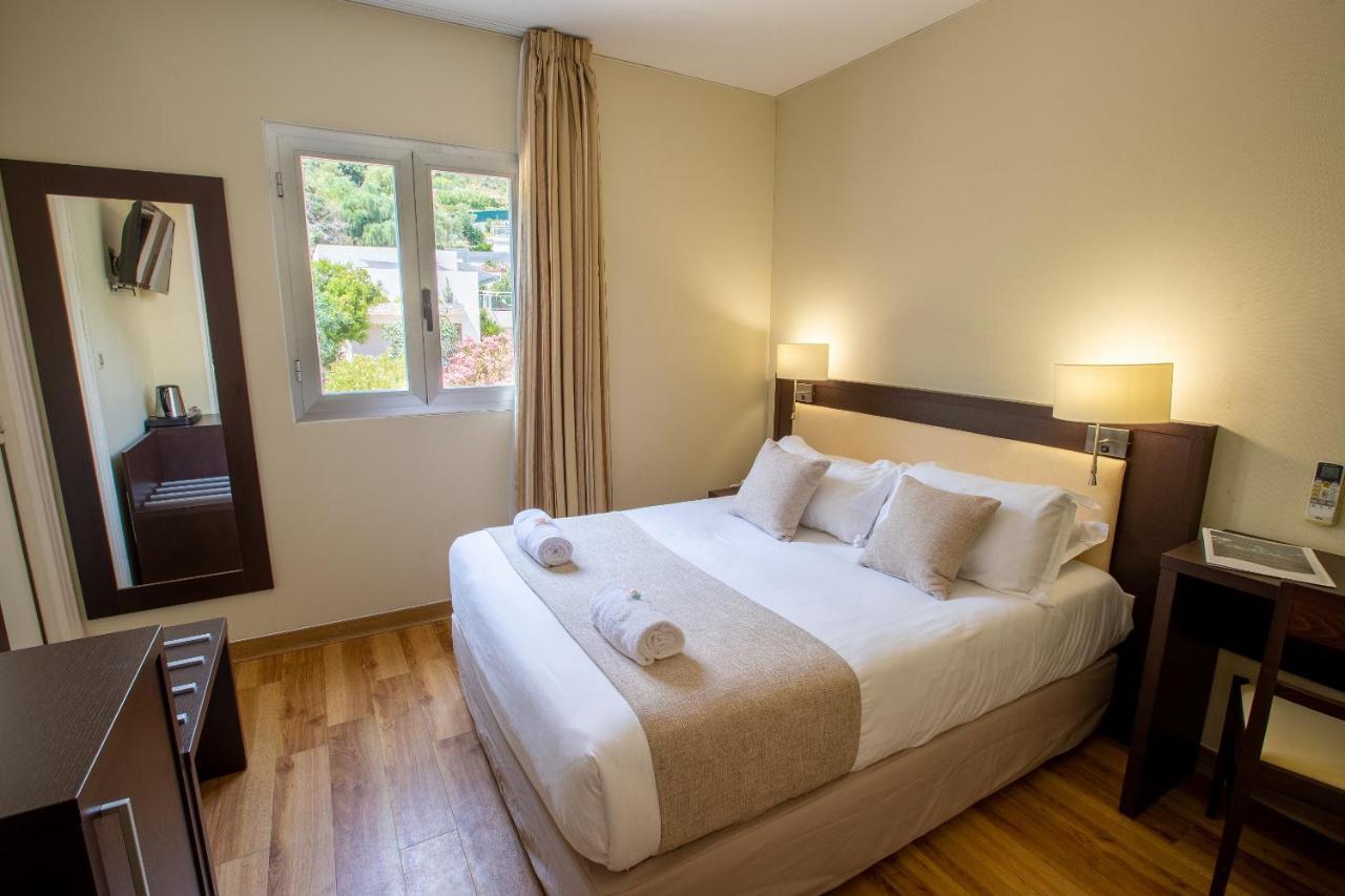 Hotel La Pinede Ajaccio  Bagian luar foto