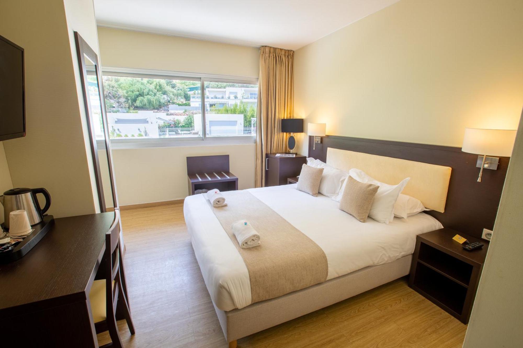 Hotel La Pinede Ajaccio  Bagian luar foto