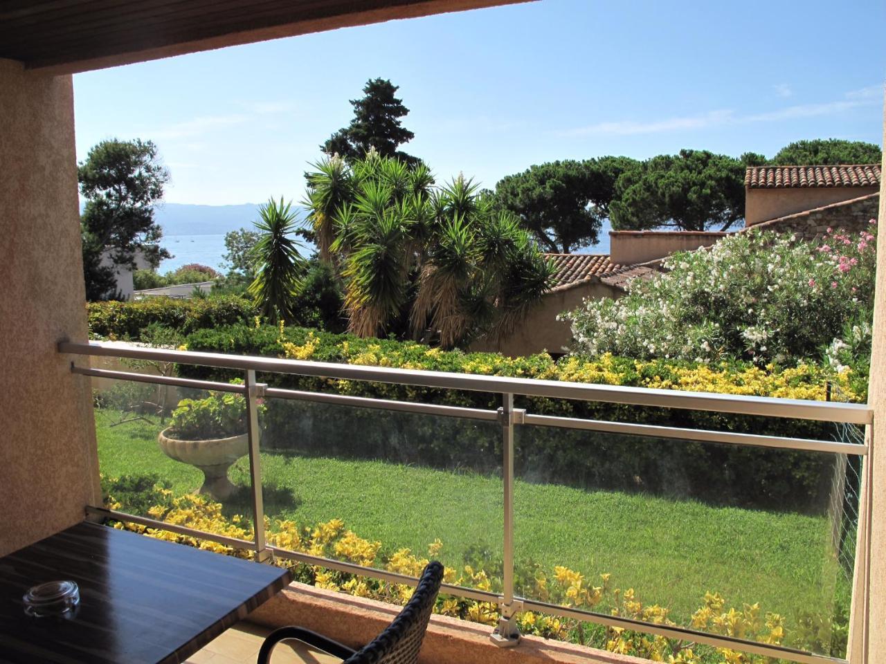 Hotel La Pinede Ajaccio  Bagian luar foto