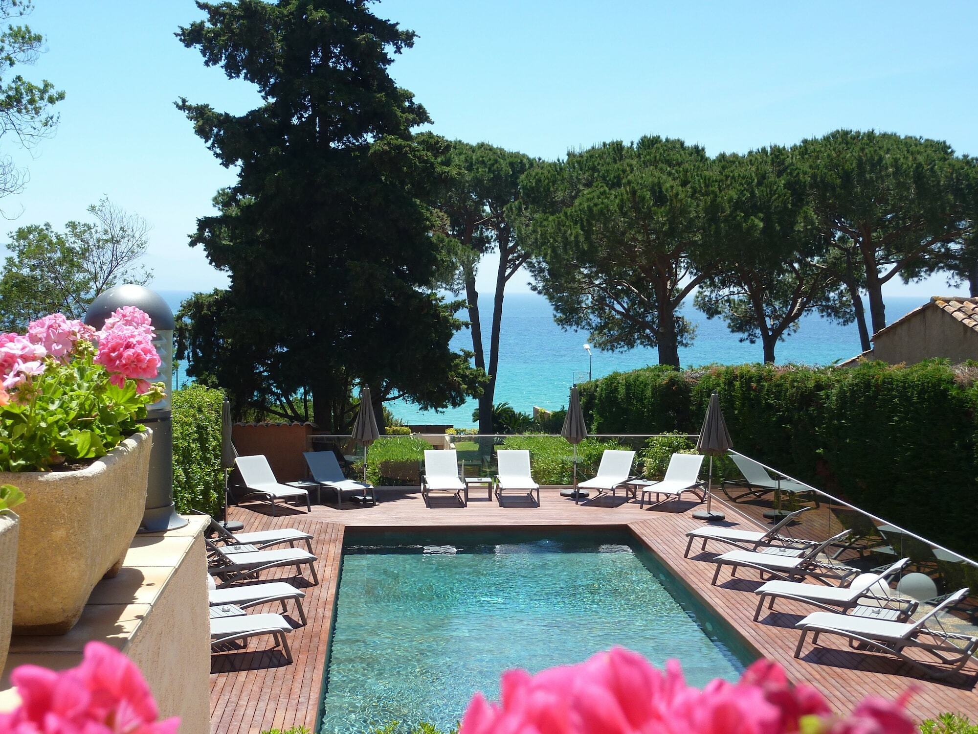 Hotel La Pinede Ajaccio  Bagian luar foto